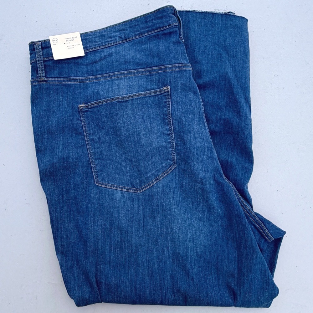 Universal Thread High Rise‎ Skinny Jeans Blue 26WR Raw Hem Recycled Cotton Blend